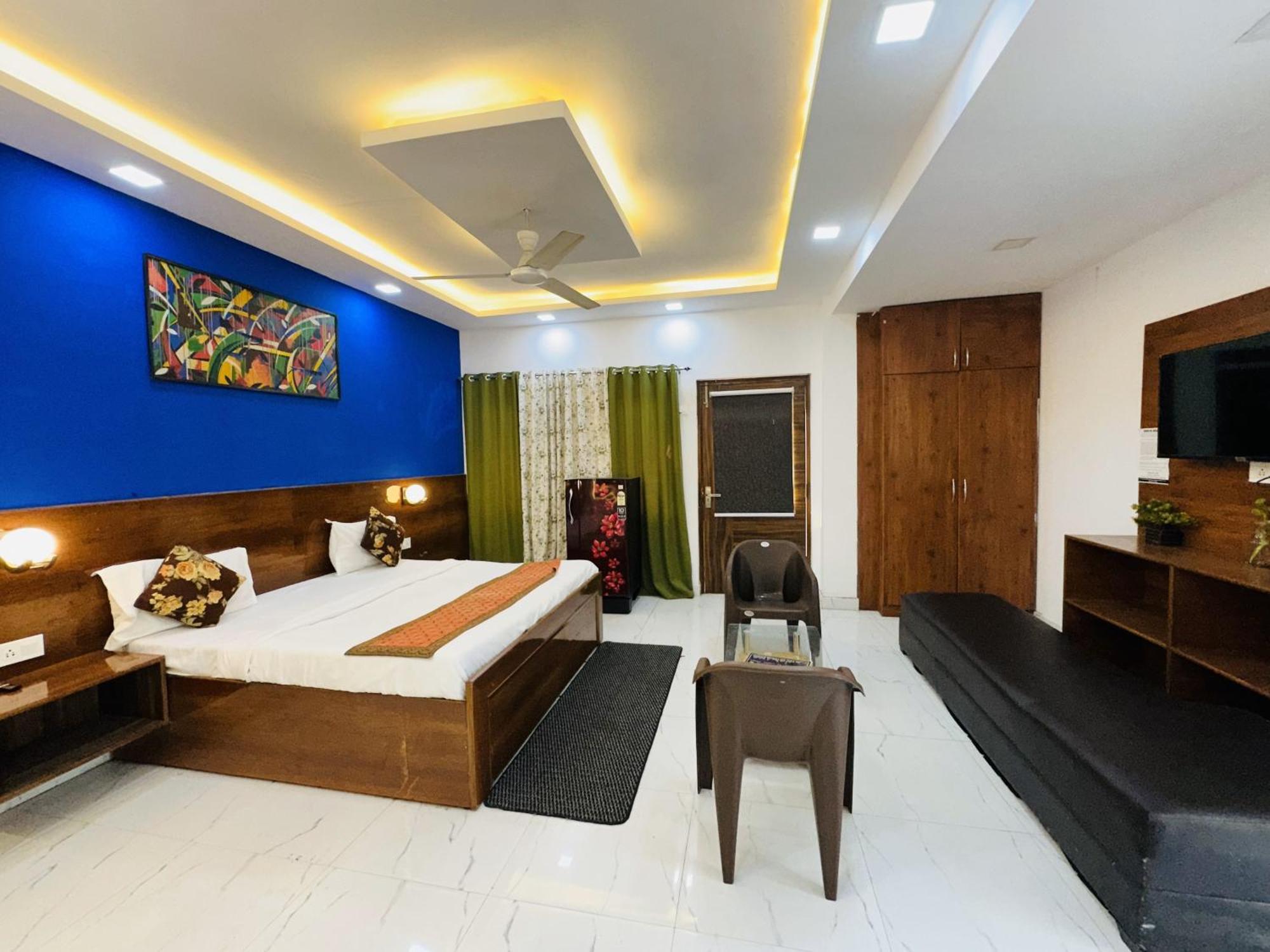 Golden Bed And Breakfast- High Quality Rooms In South Ex-1 D Block Nova Deli Exterior foto